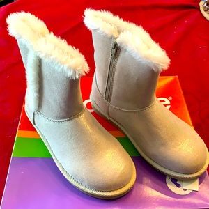 Stride Rite zip up boots w/ faux fur lining Sz 2